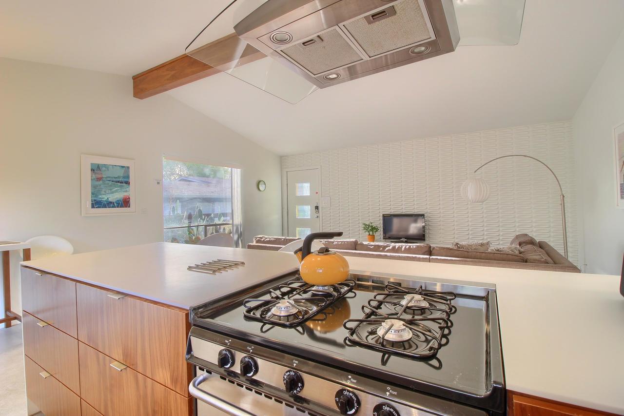 Вилла Travis Heights Modern I Остин Экстерьер фото