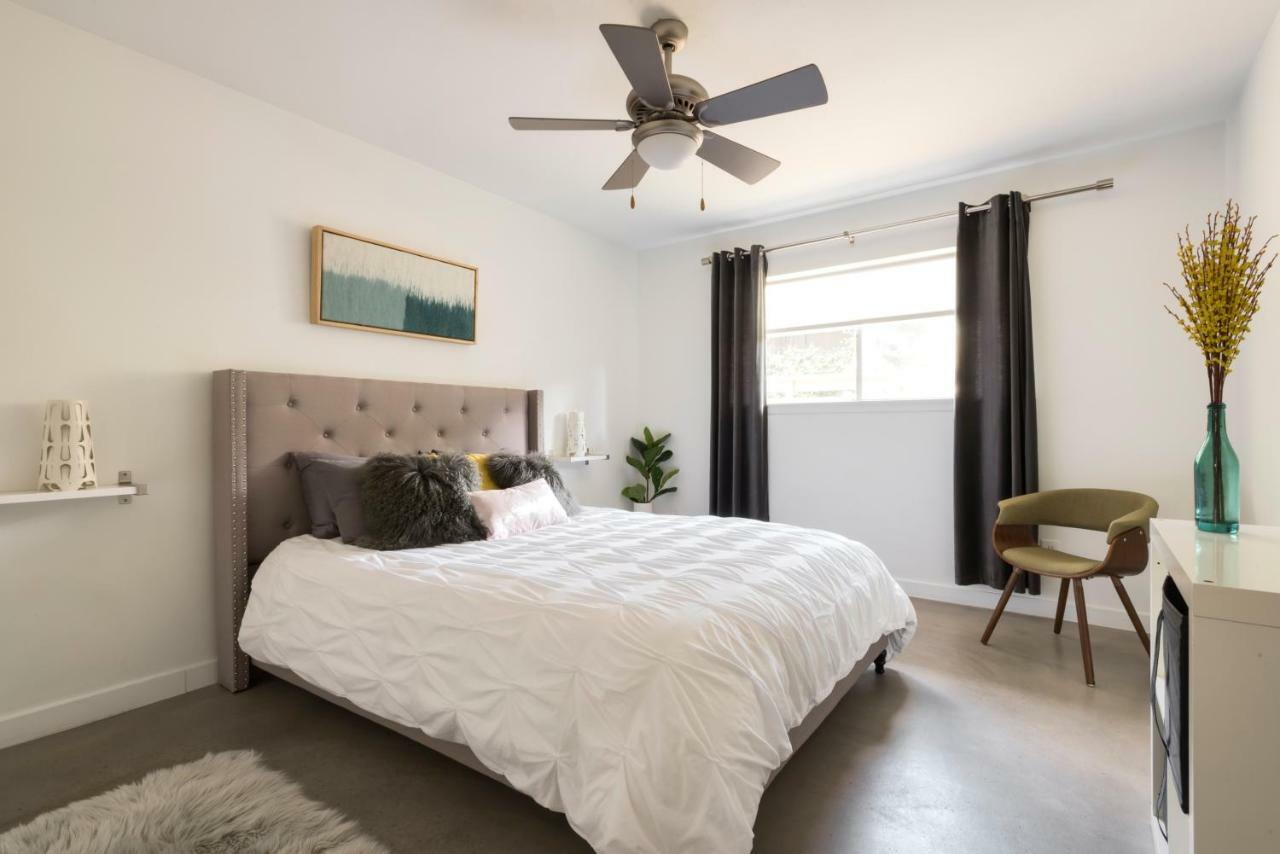 Вилла Travis Heights Modern I Остин Экстерьер фото